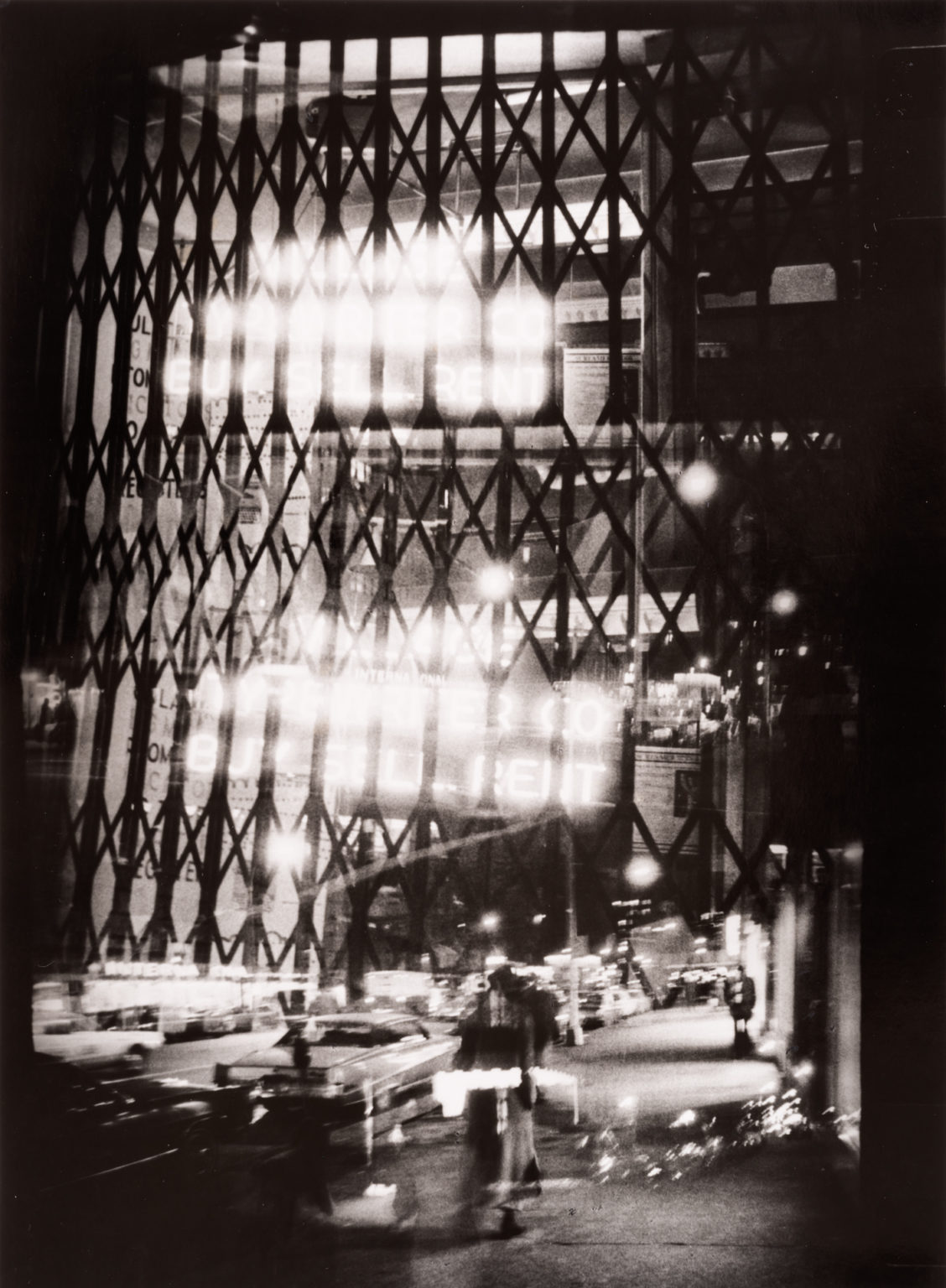 PLATFORM　MORIYAMADAIDO 森山大道のサイン入り限定数販売の写真集「PLATFORM」。1977年の